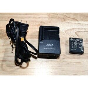 Used OEM Battery and Charger BC-DC10-E For Leica D-lux5 / Leica D-lux6 Camera